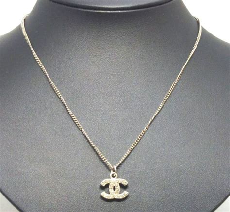 chanel schmuck damen|Chanel necklace set.